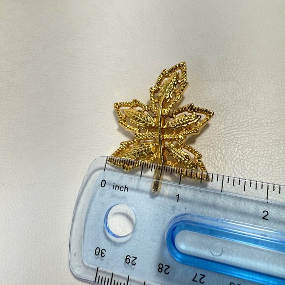 AAI Leaf Brooch Gold-Tone Intricate Detailing Vintage Style MCM - Picture 5 of 9